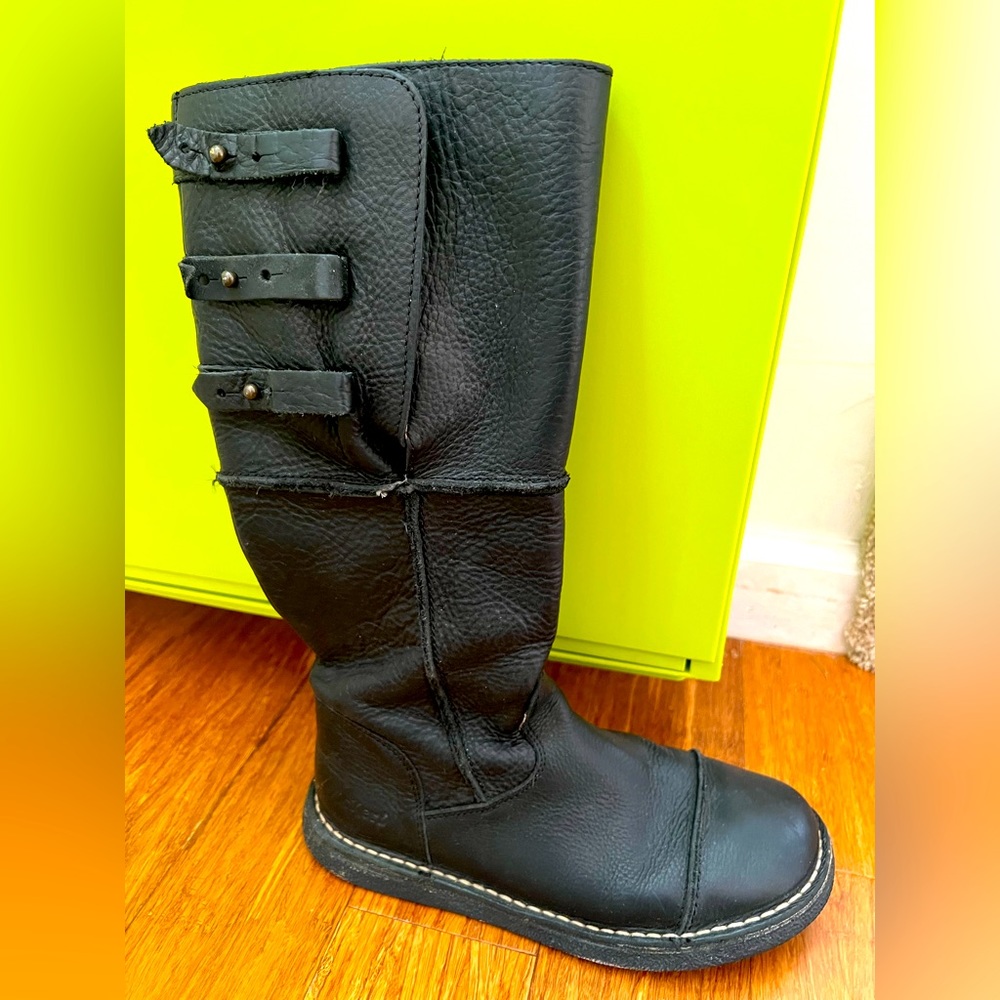 KICKERS TALL BLACK LEATHER KNEE BOOTS 37 or 6.5